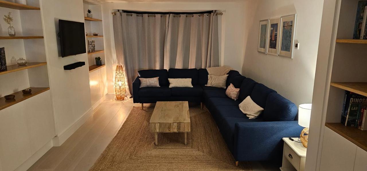 Luxury Near Fistral Holiday home